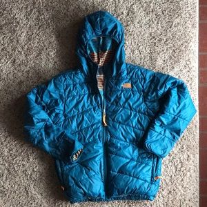Awesome! The North Face Reversible Jacket ☀️🌦🌨